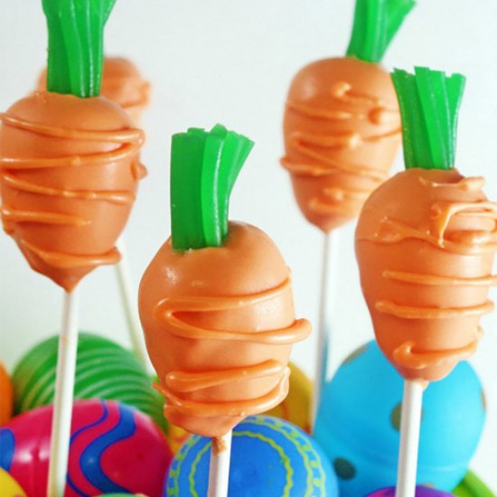 Plastikinės cake pops formelės "Širdelė ir morka", 2 vnt. Plastikinės cake pops formelės "Širdelė ir morka", 2 vnt.
