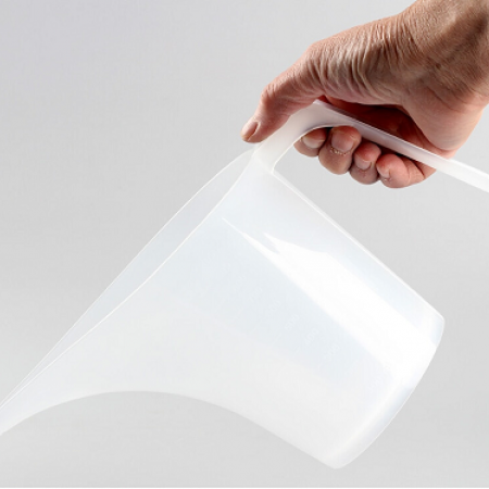 Ąsotis sužymėtas nuo 100 ml iki 500 ml